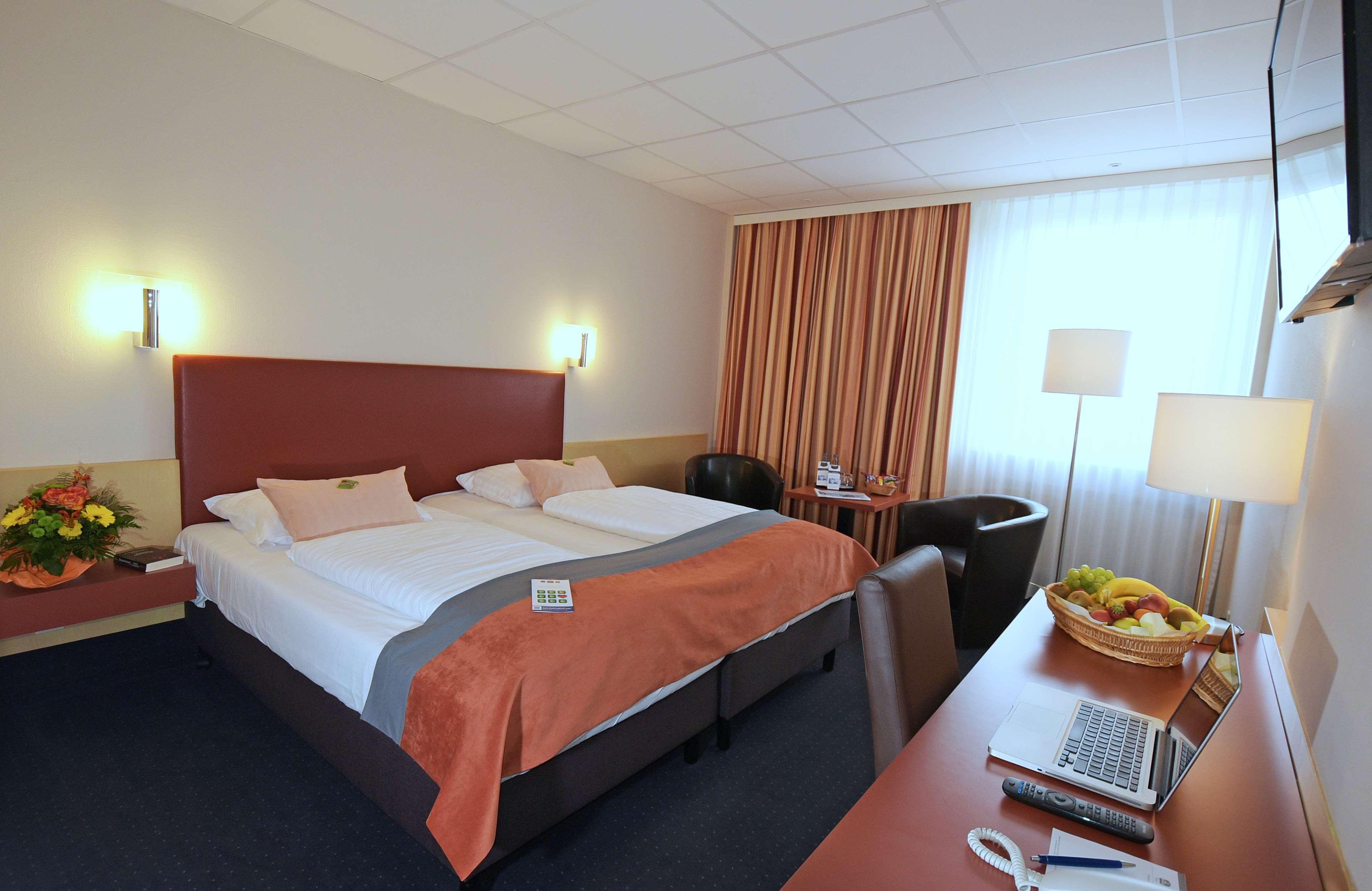 Best Western Hotel Prisma Neumünster Екстериор снимка