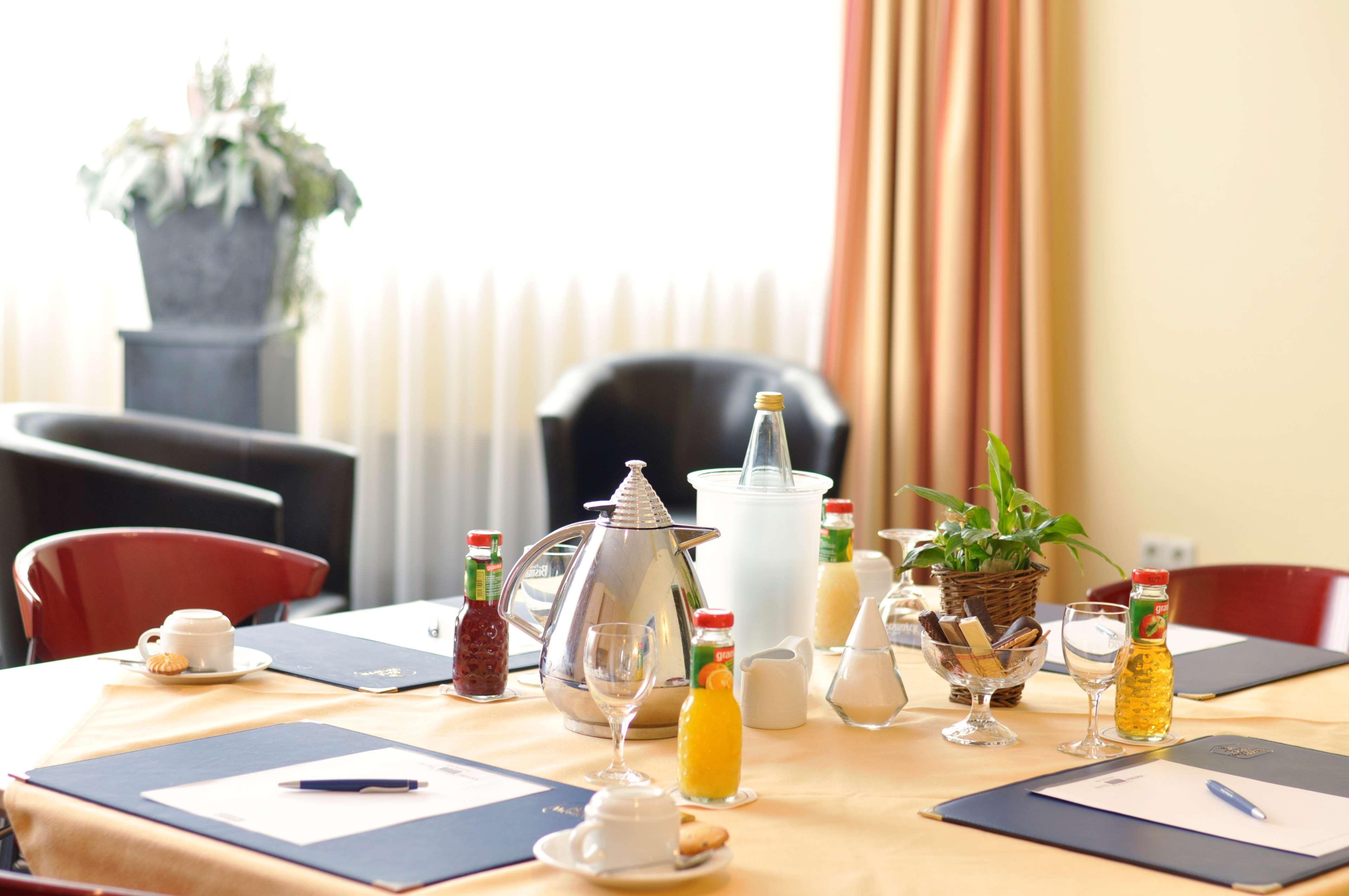 Best Western Hotel Prisma Neumünster Екстериор снимка